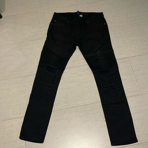 Divided distressed Skinny jeans size 36 black.